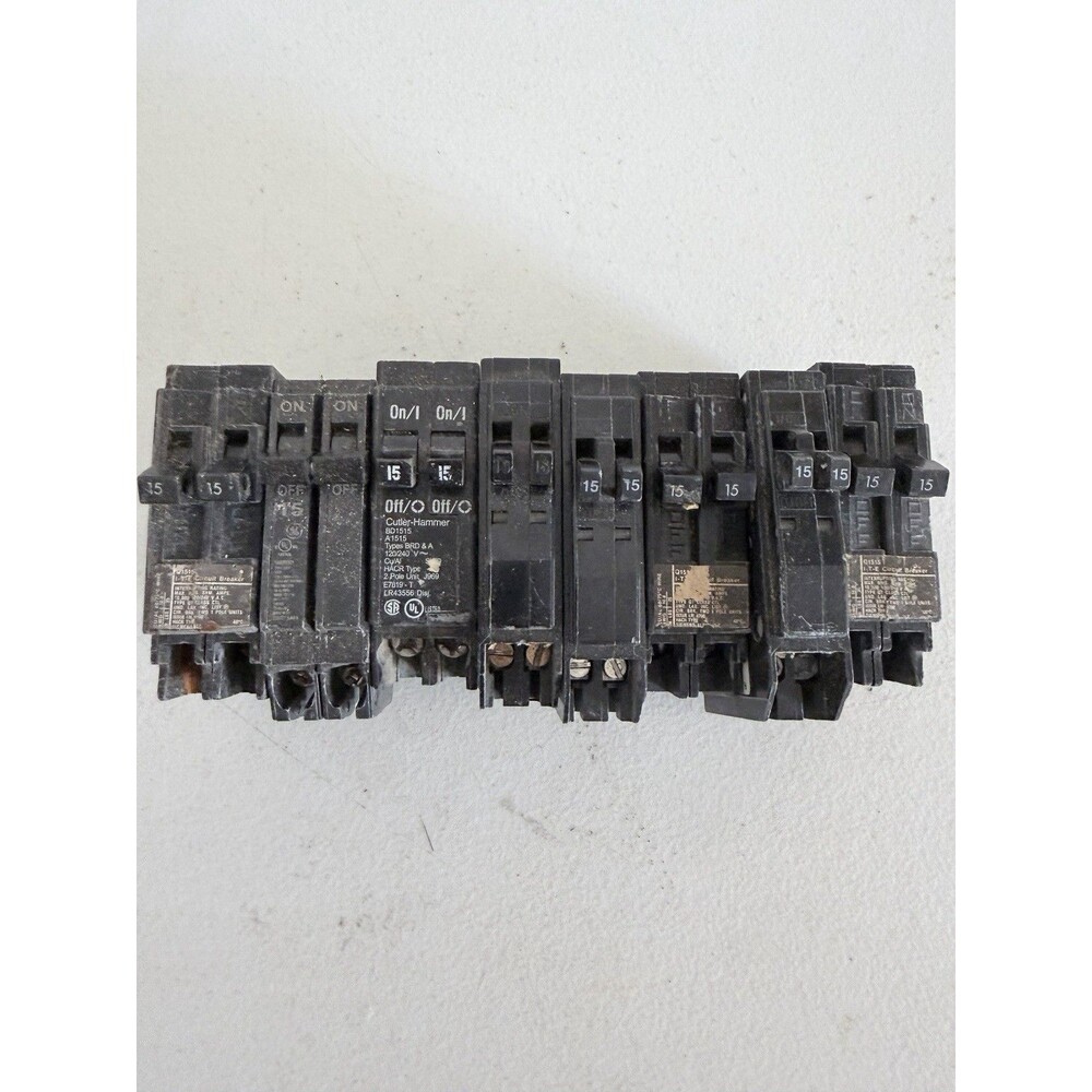Lot of 8 Used Circuit Breakers 15 Amp  – GE, Siemens Various Types